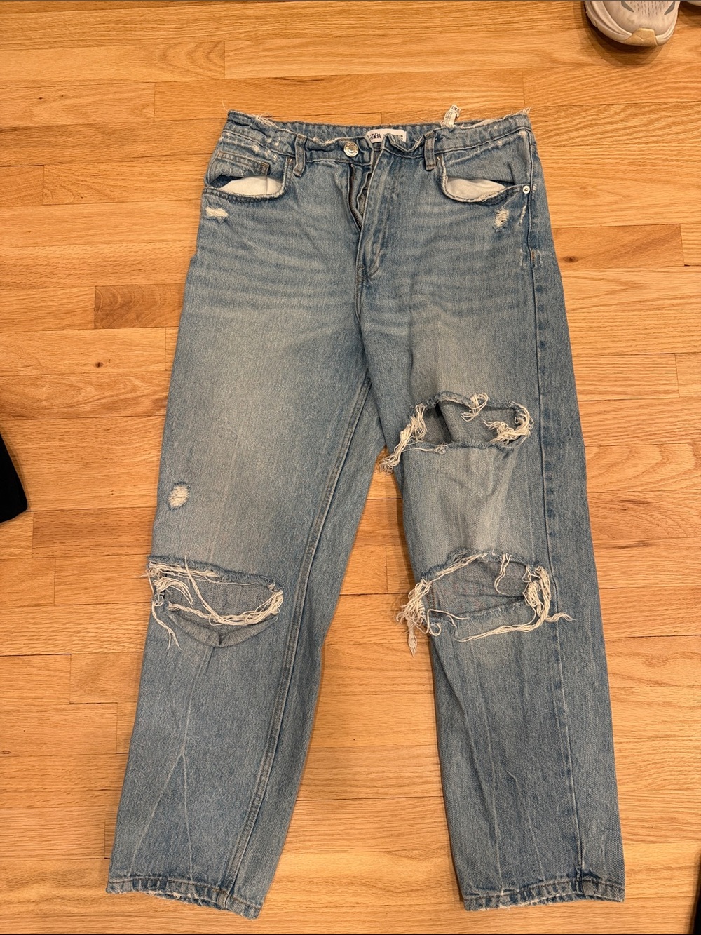 Zara Light Blue Relaxed Distressed Jeans